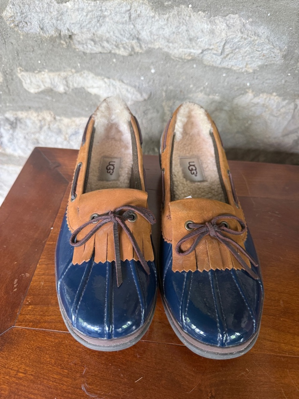 UGG Navy Patent & Chestnut Kiltie Loafers with Shearling size 8.5 New